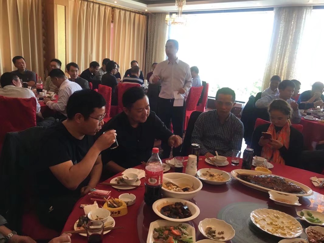 長三角衡器聯(lián)誼會(huì)在美食中繼續(xù)進(jìn)行